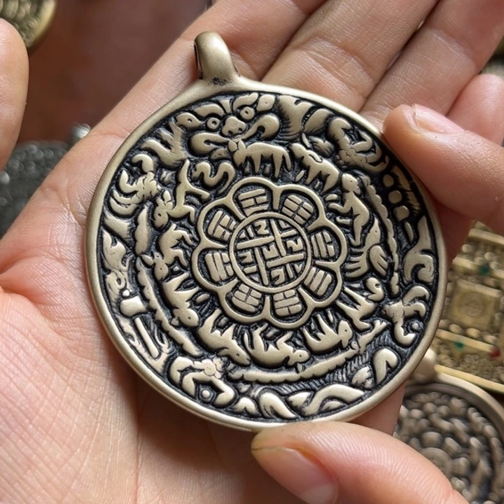 琉璃颈饰不*烊喜欢的朋友