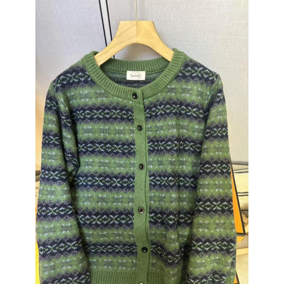 《万顷 4066》  新款圆领百搭提花显瘦开衫毛衣女