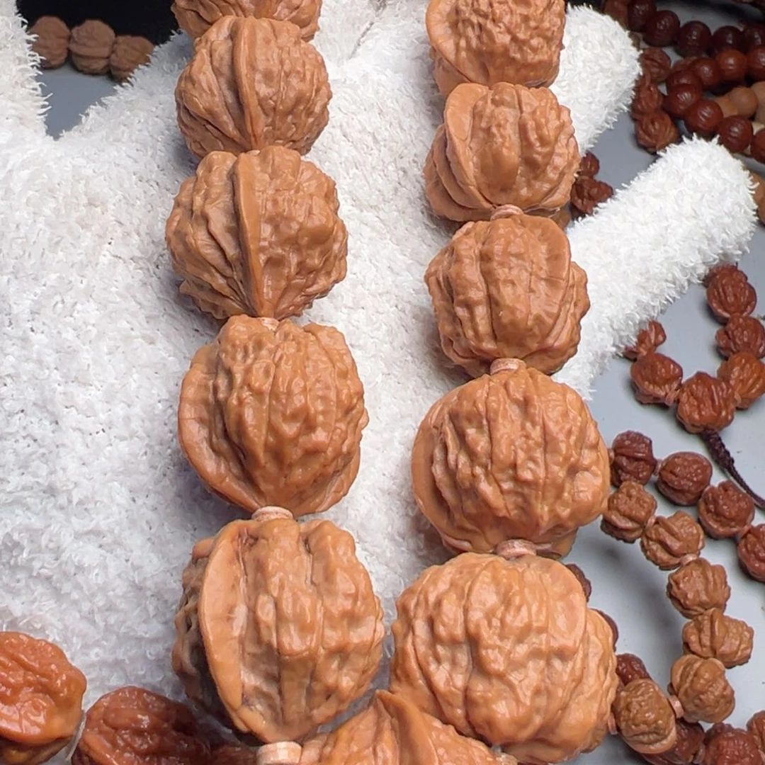 吊坠猴头核桃金蟾26血蛤太空舱