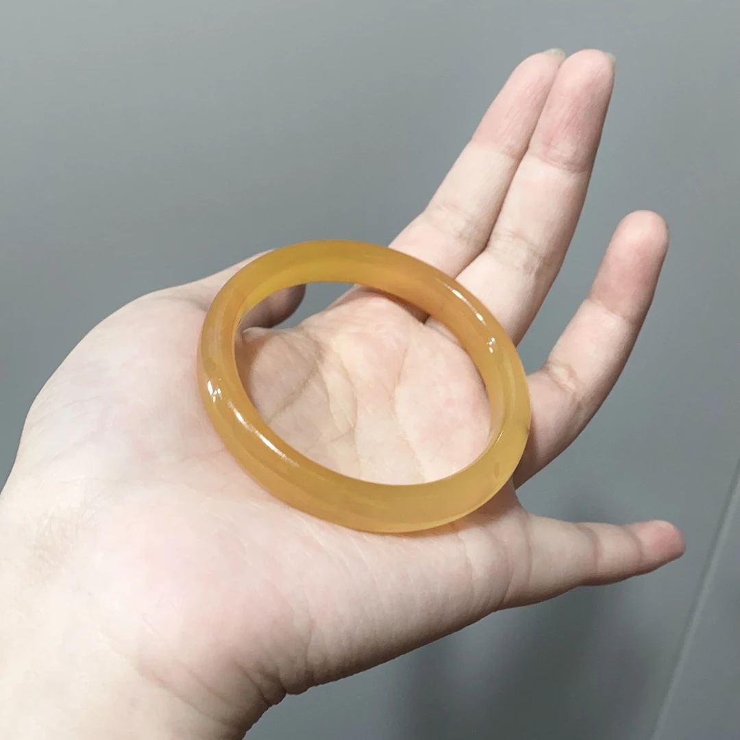 纯天然玛瑙玉髓手镯