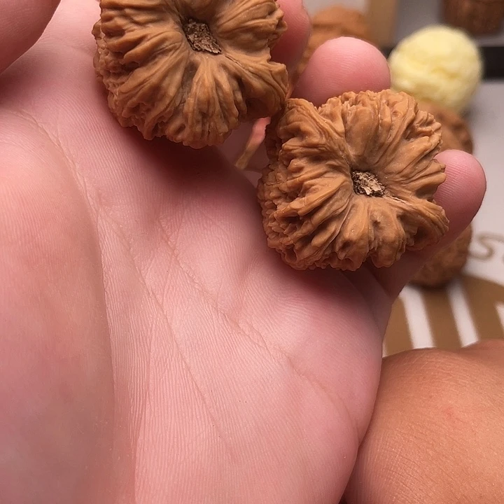 文玩核桃吊坠文玩核桃3