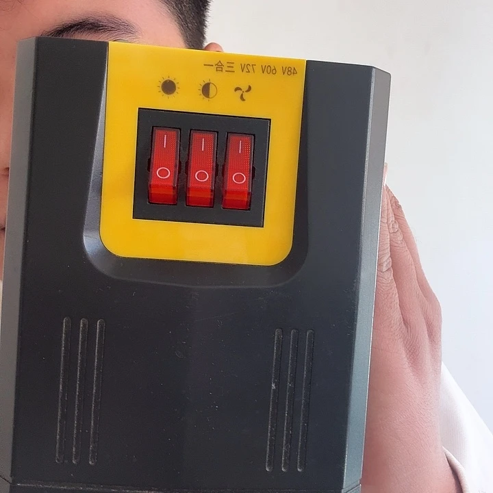 电三轮电四轮通用暖风机