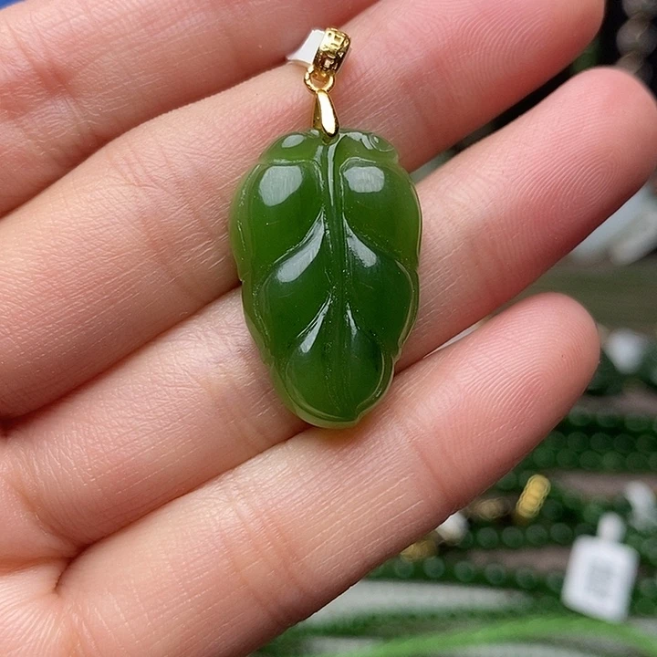 和田玉银S925镶嵌颈饰