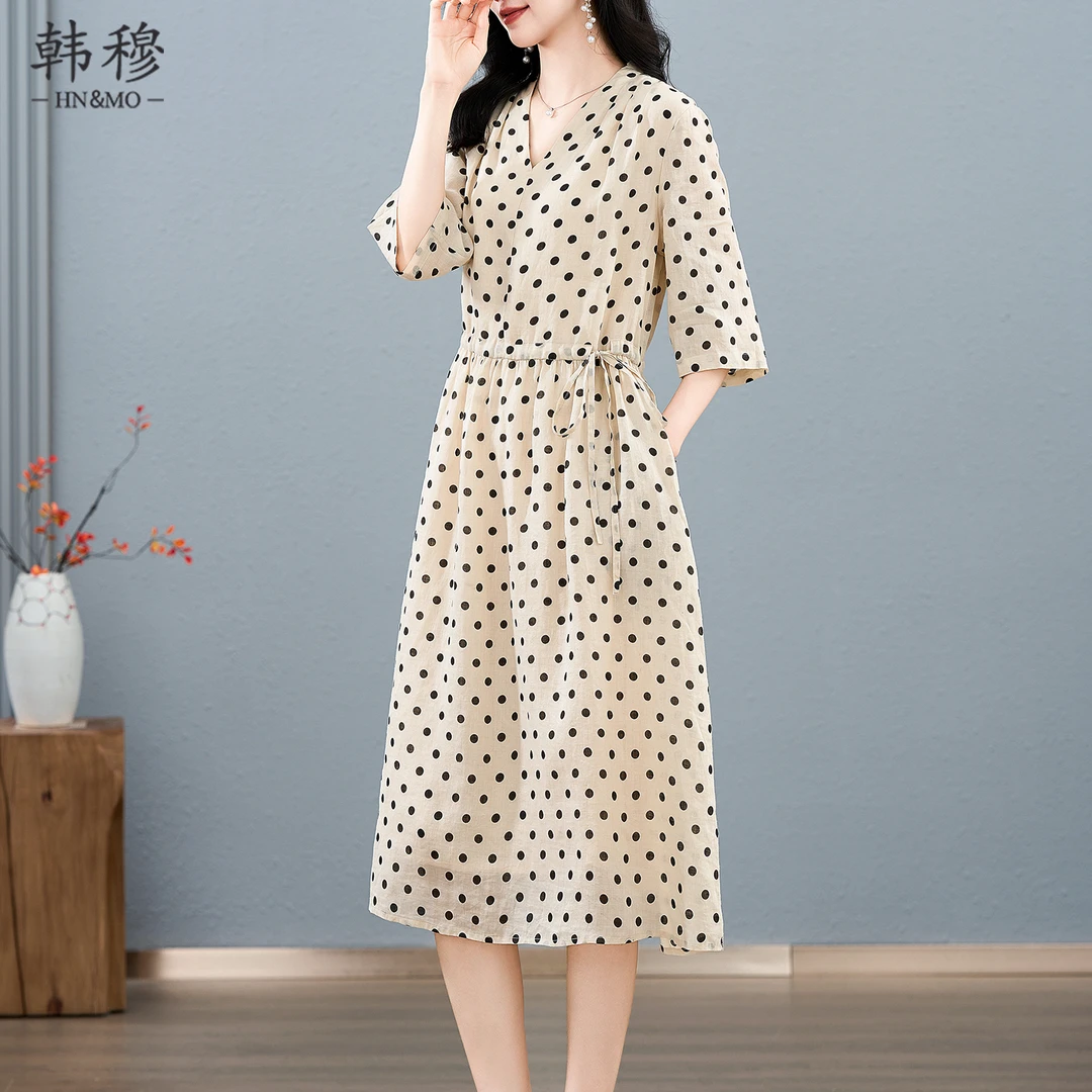 韩穆气质V领苎麻连衣裙女2025夏季新款波点今年流行爆款收腰裙子
