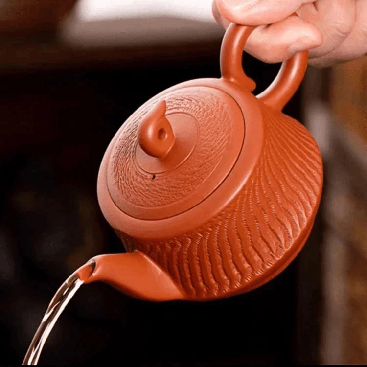 手工跳刀朱泥大红袍莲灯壶160CC（方贵丁）