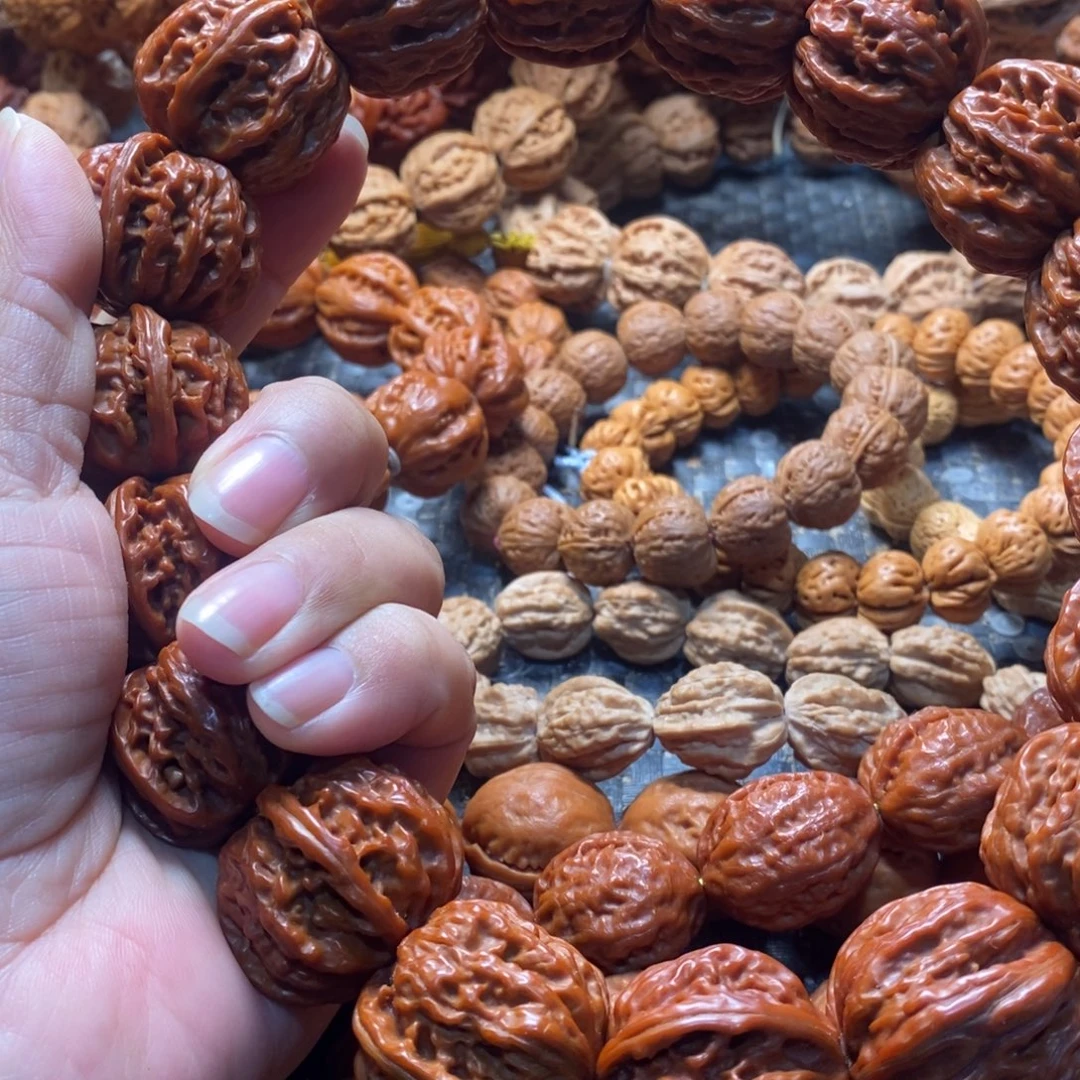 怕***冰文玩核桃吊坠粗筋八棱