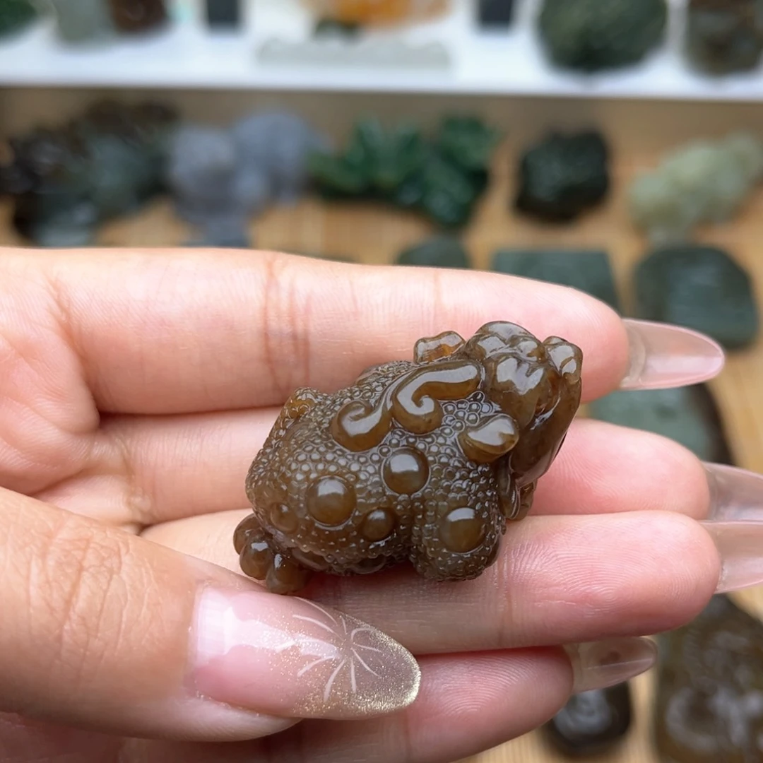 和田玉未镶嵌颈饰飒****)