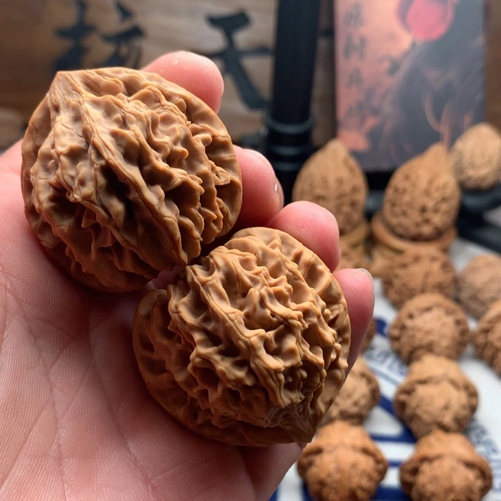 青***n桃核吊坠山地果龙门涧