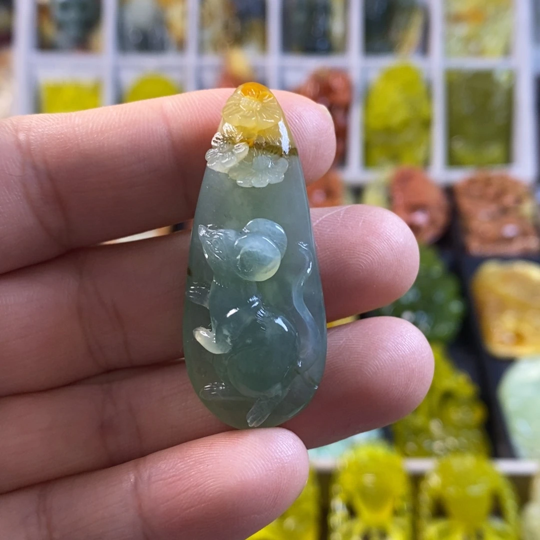 合金蛇纹石玉颈饰