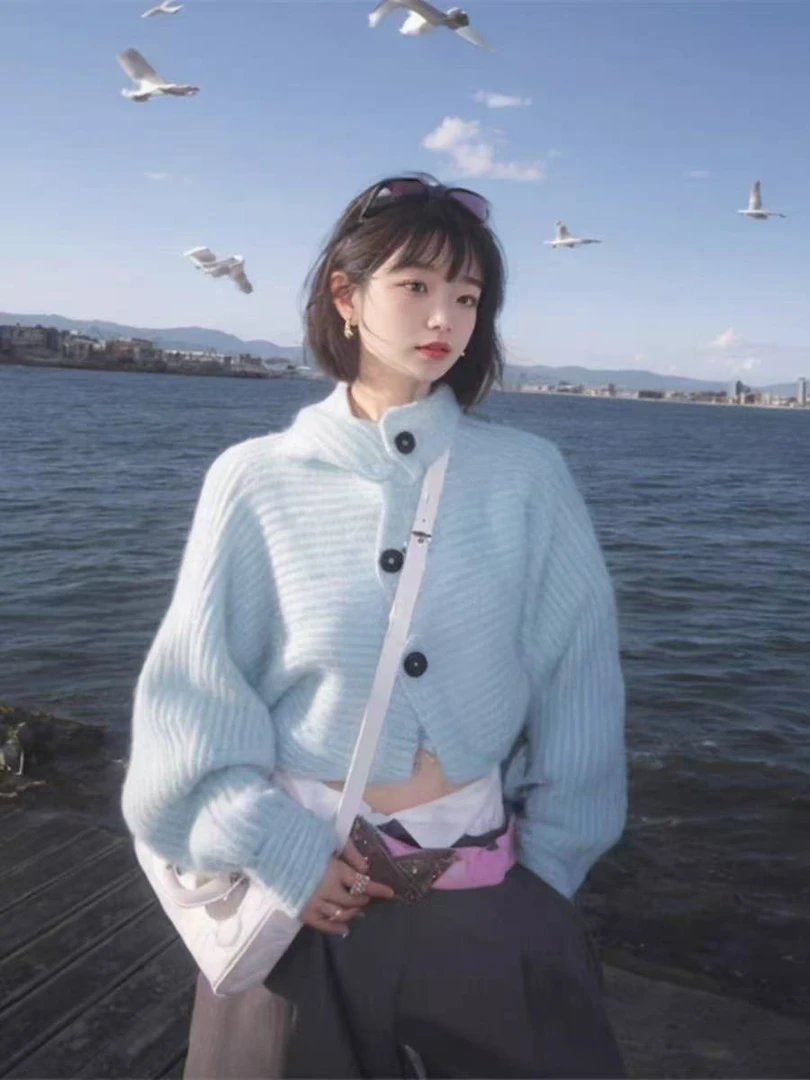 秋冬季慵懒风高领短款针织开衫女春季温柔风软糯宽松蓝色毛衣外套