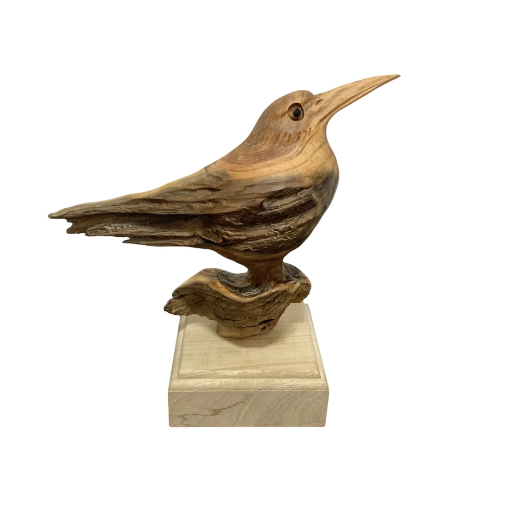 琥珀木小鸟摆件，做工精细纯手工雕刻，家居玄关可摆放。