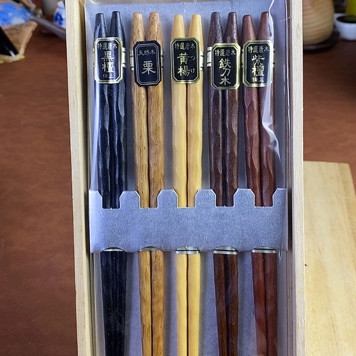 瓷器木器铜铁器花瓶盘子