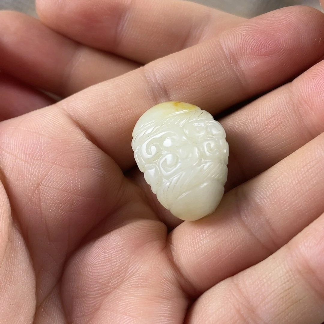 和田玉（糖玉）未镶嵌挂件