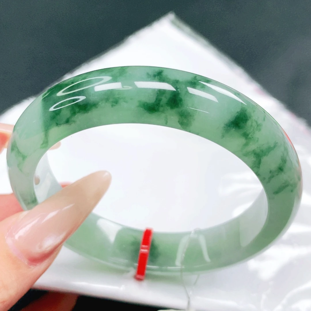 翡翠未镶嵌手镯57