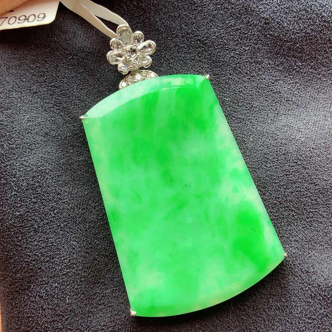 翡翠颈饰铂Pt950镶嵌瑞****厂上新