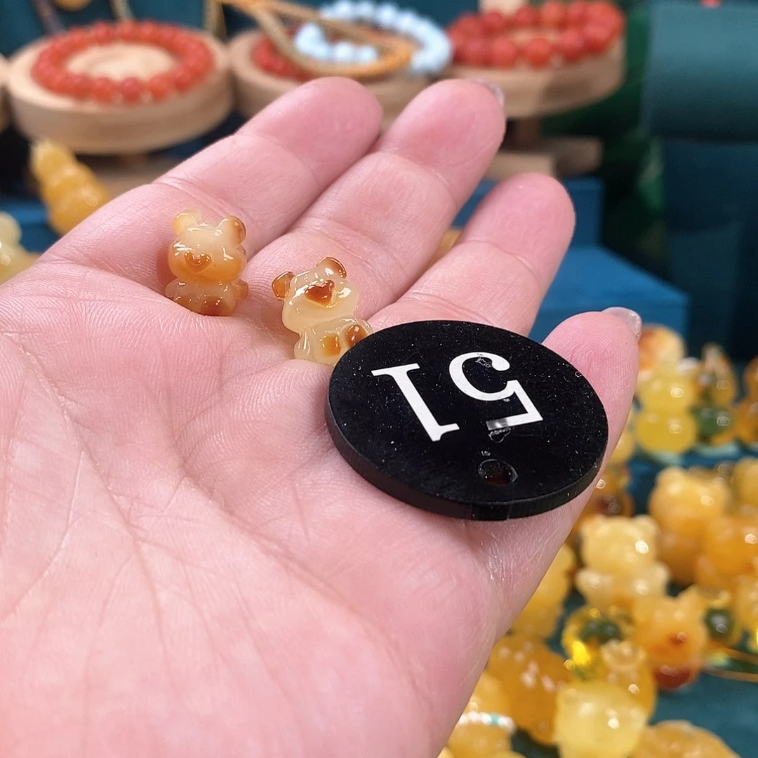 琥珀颈饰未镶嵌?****花裸石