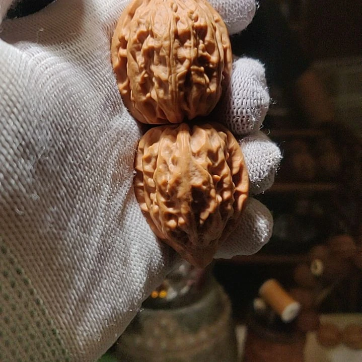 文玩核桃吊坠源*33瓷瓶鸭嘴