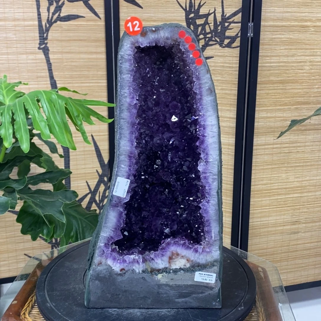 未镶嵌水晶大型摆件（非配饰）