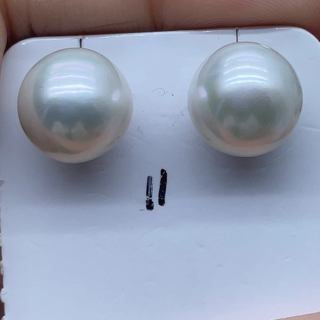 银S925镶嵌耳饰淡水珍珠