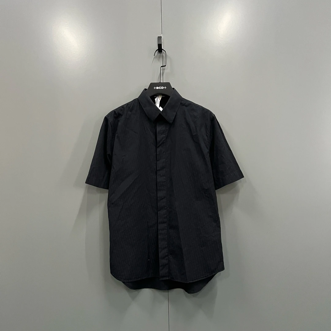 95新 DIOR/迪奥 q37 暗纹满印老花短袖衬衫 41码/yz000377