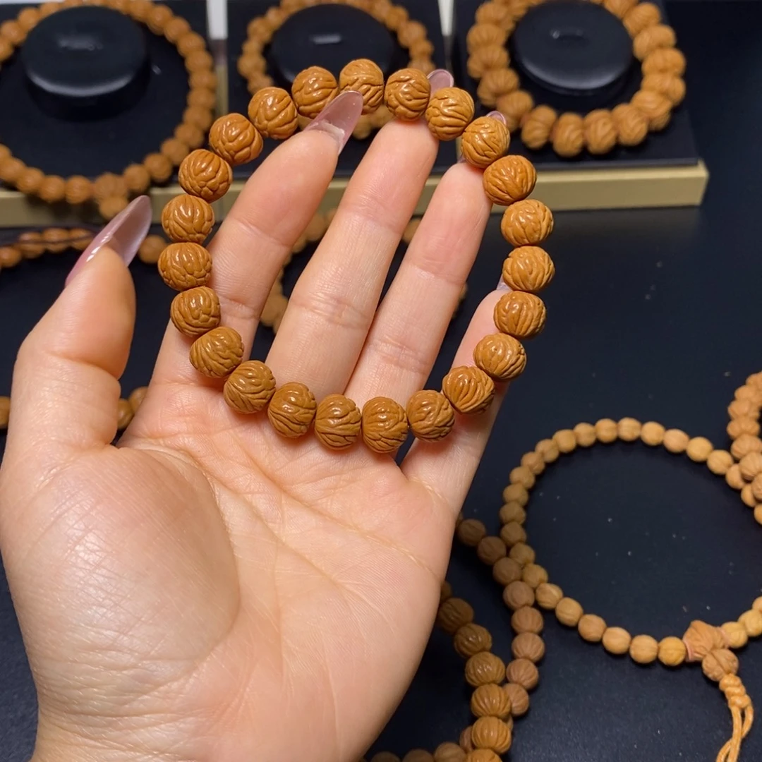 9***～吊坠桃核秦岭文玩