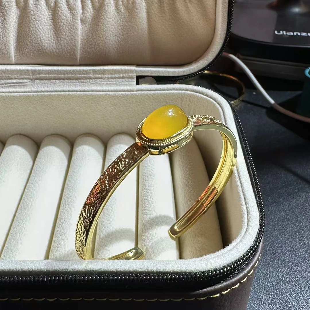 精美气质黄玛瑙手镯  F370