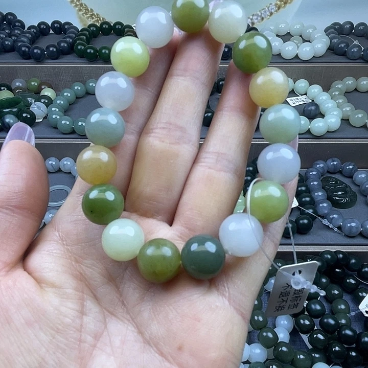 和田玉未镶嵌手链