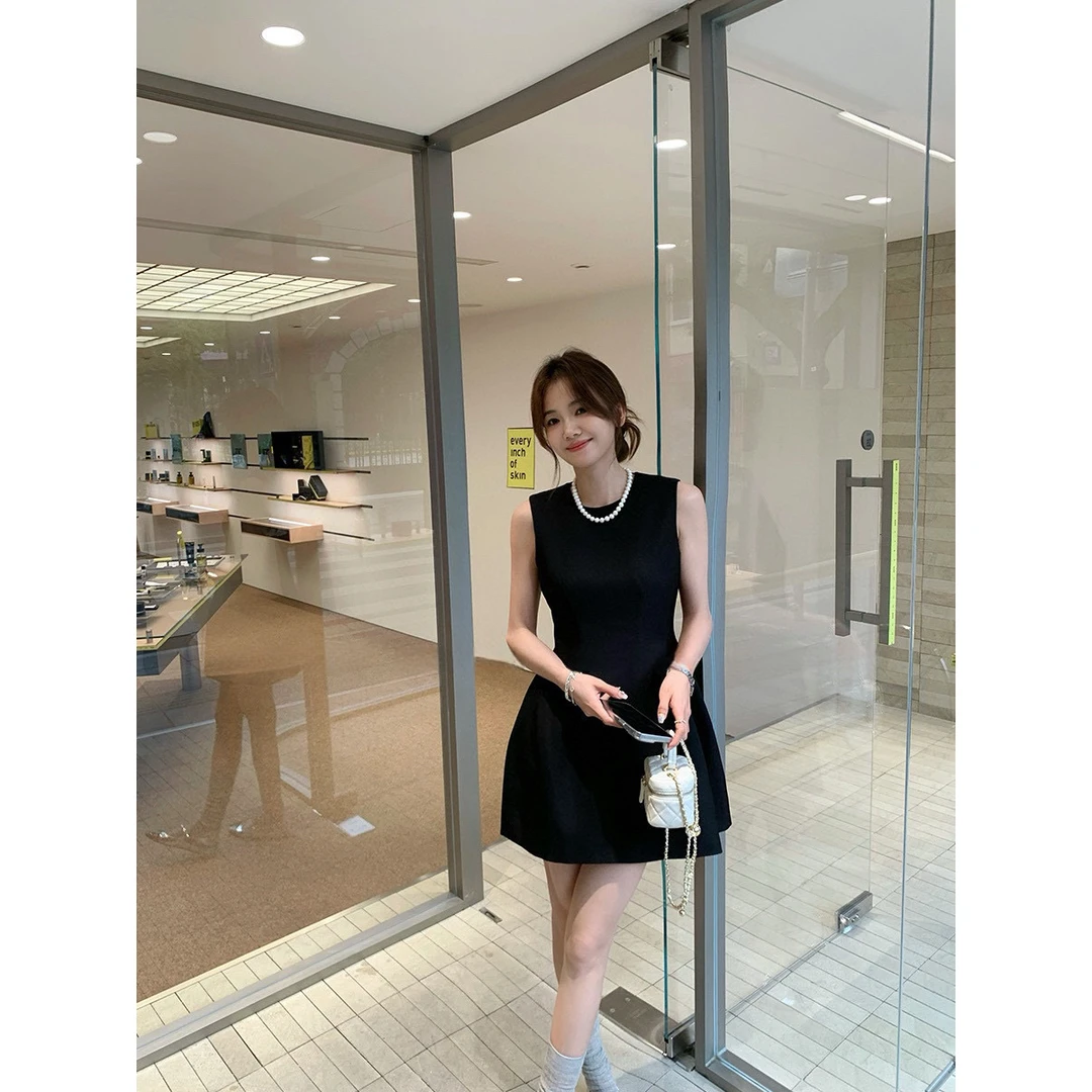 美树【WGWE】高级感无袖小个子气质显瘦中长裙连衣裙  W3753#