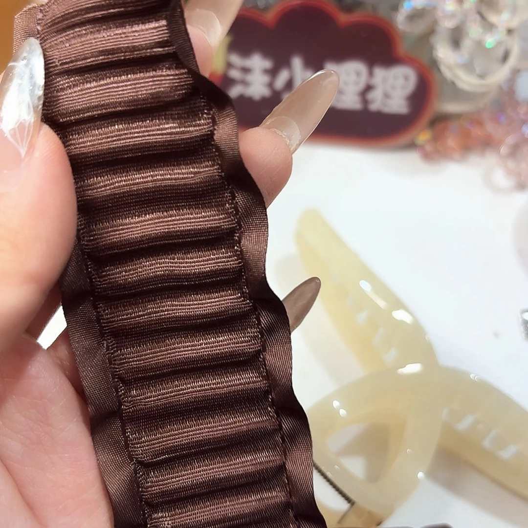 沫小狸狸咖色泡泡褶皱带