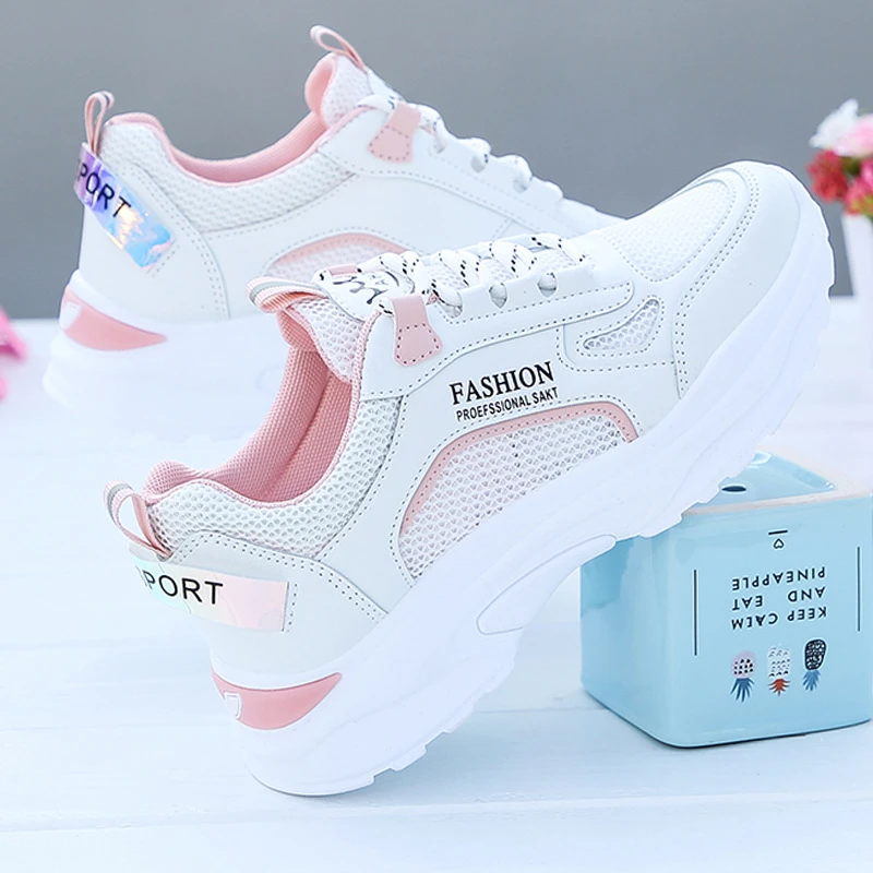 老爹鞋女款2022新款春秋女鞋百搭软底轻便鞋子加厚运动鞋厚底