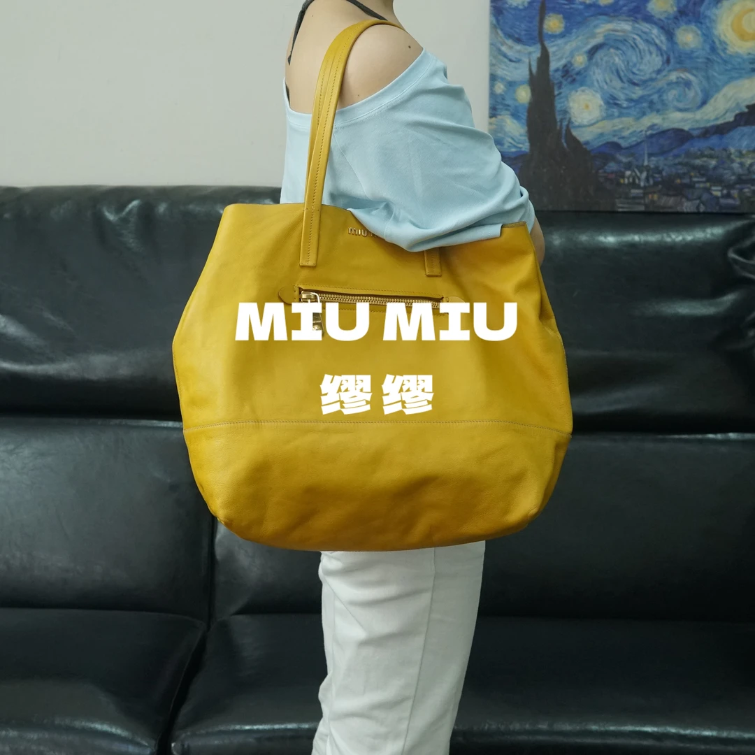 95新 MIU MIU/缪缪 miumiu/黄色单肩包/YW05722029/2029