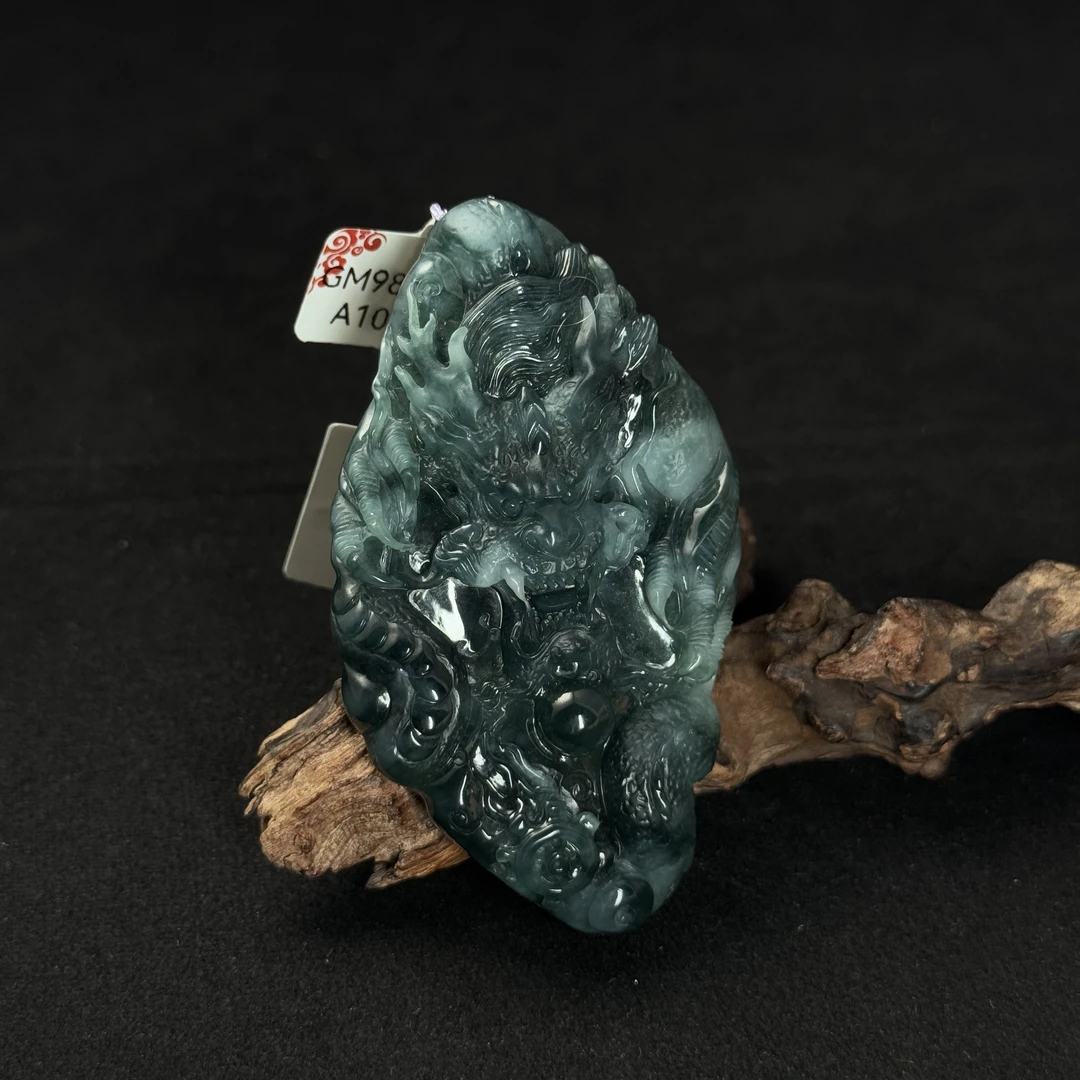 【诚翠拍品第一百一期午】翡翠98吊坠SS7112