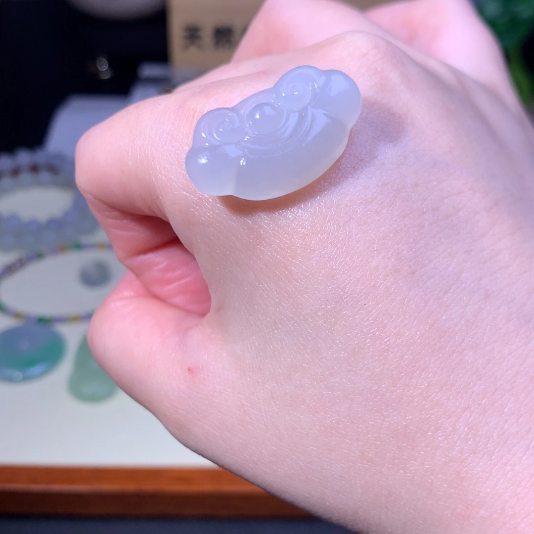 未镶嵌定制翡翠如意