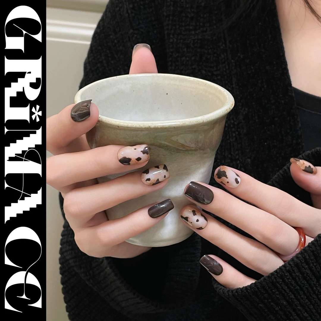 【奶霜】怪相录手工穿戴甲波谱艺术牛奶纹样法式甜点的优雅可爱成熟