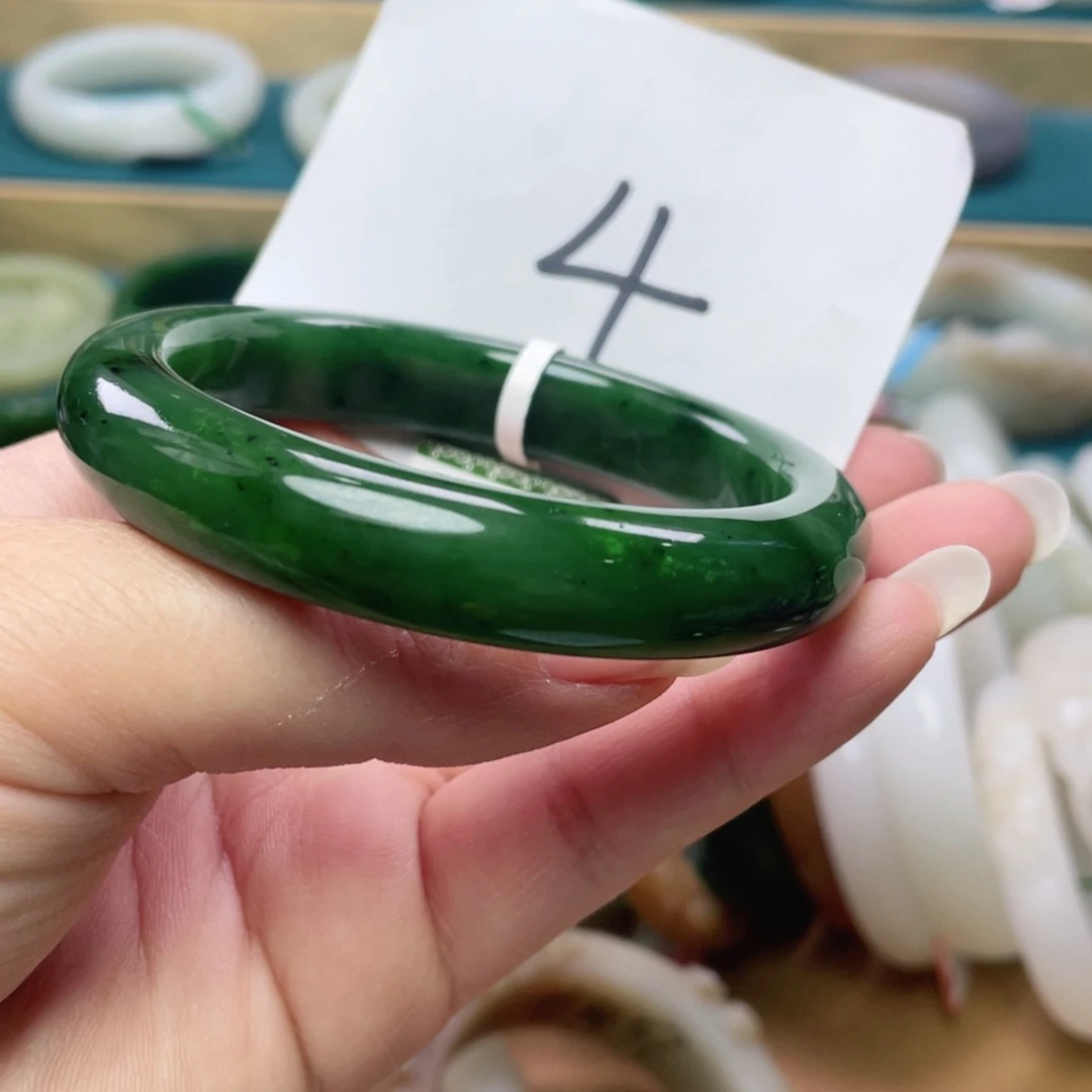 未镶嵌手镯和田玉圈口56