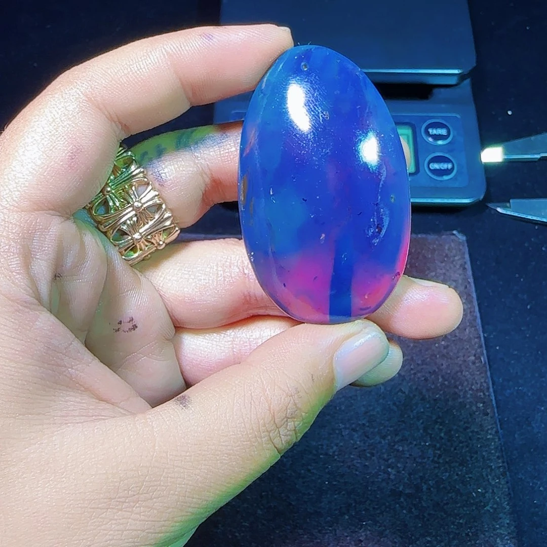 琥珀未镶嵌裸石琥珀