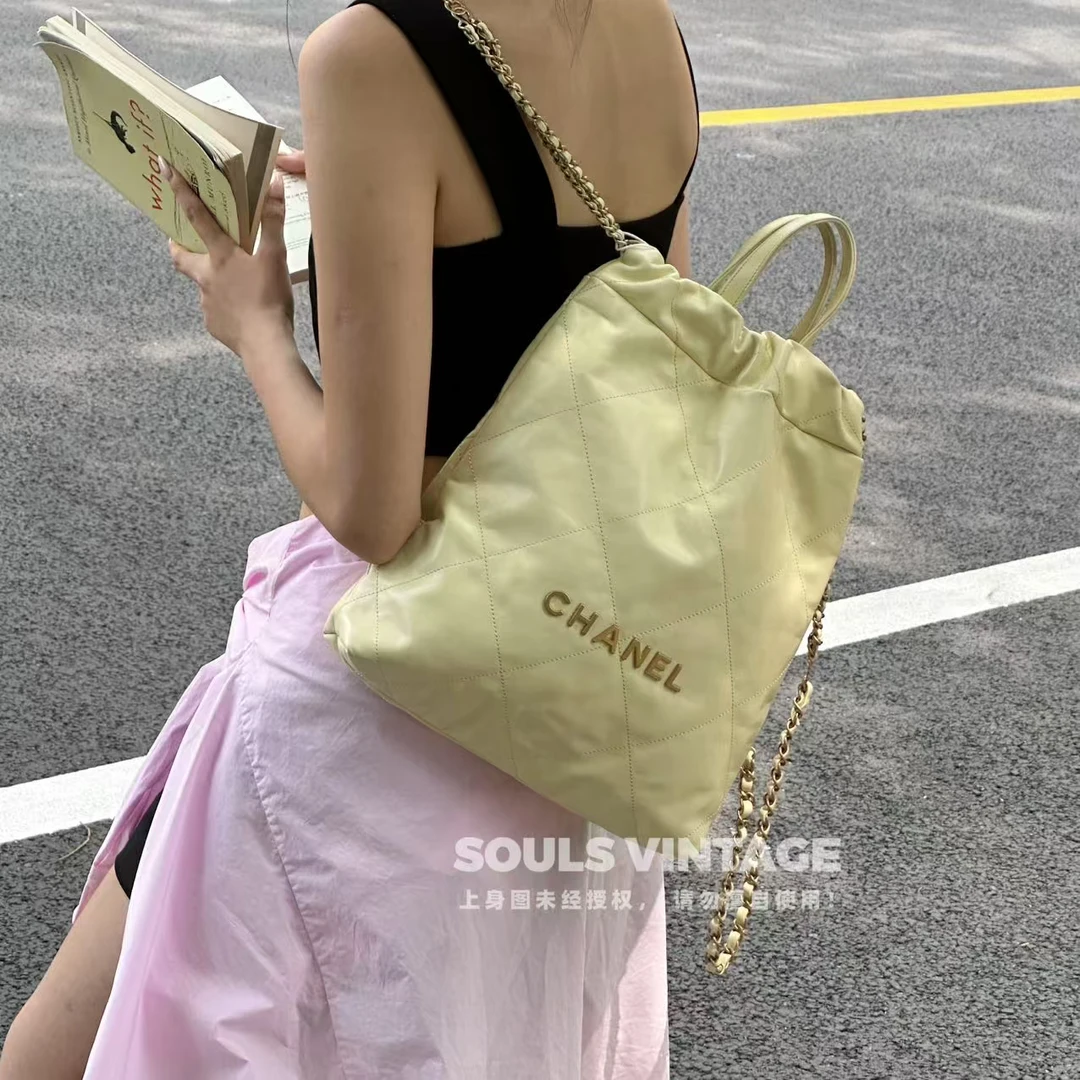 95新 Chanel/香奈儿 小鸡黄 牛皮 22bag双肩小号 622611988