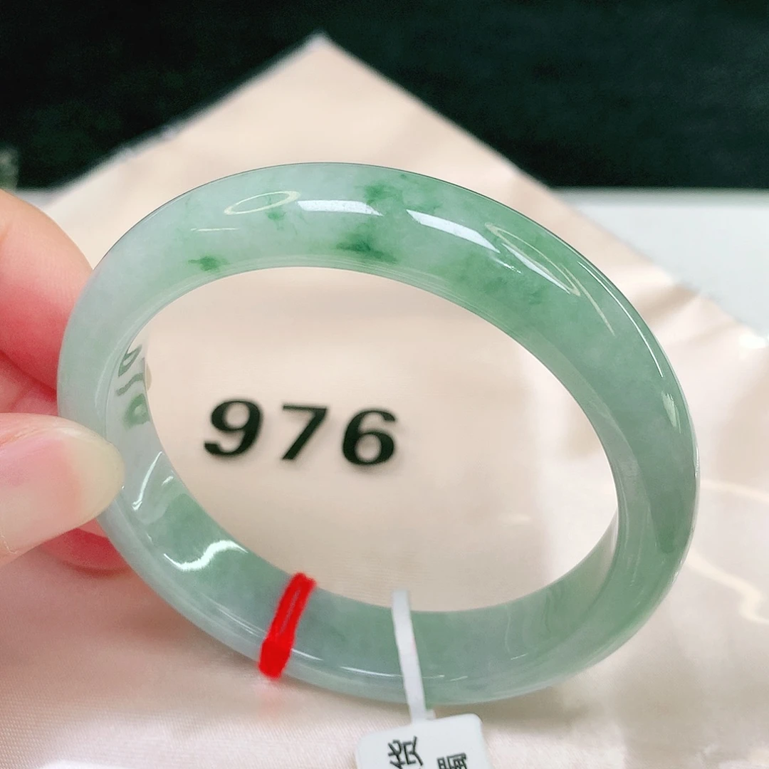 翡翠手镯未镶嵌22号