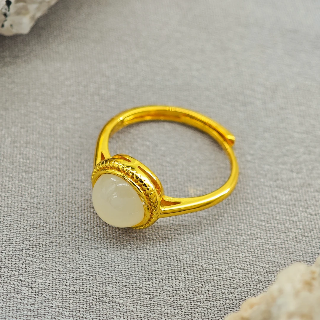 女神节特惠 精致简约和田玉戒指/NYXF-HTYJZ-104（多样性发货）