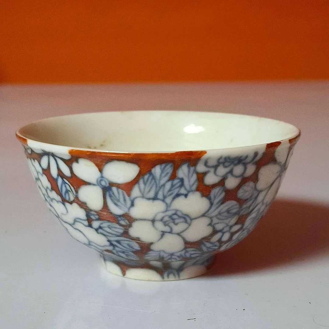 3609清同治 红地留白百花品茗杯