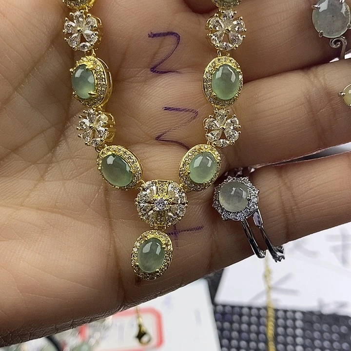 未镶嵌戒指翡翠毛**妈缅甸