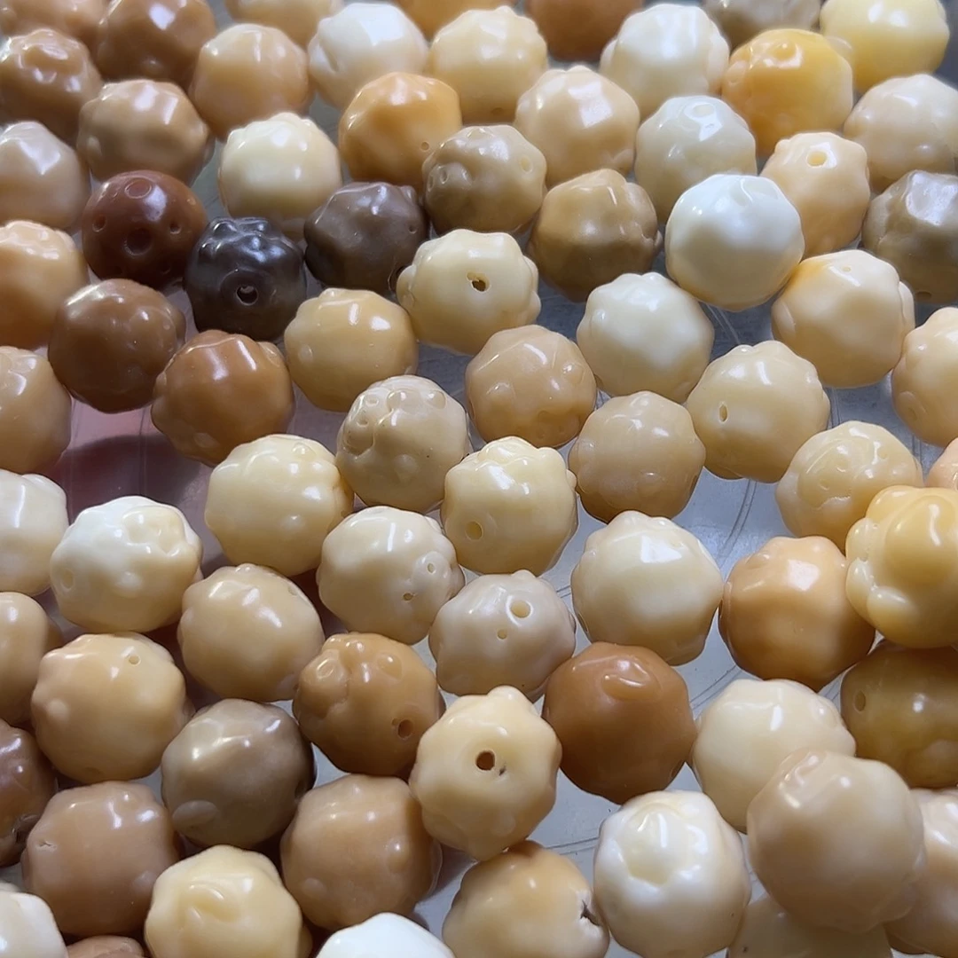 菩提根/象牙果吊坠s****?瑕疵17左右羊头110颗