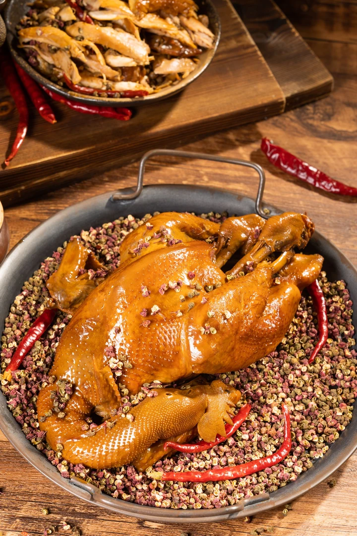 【清真2只装麻椒】麻椒鸡散养鸡口感紧实味道好包邮烧鸡