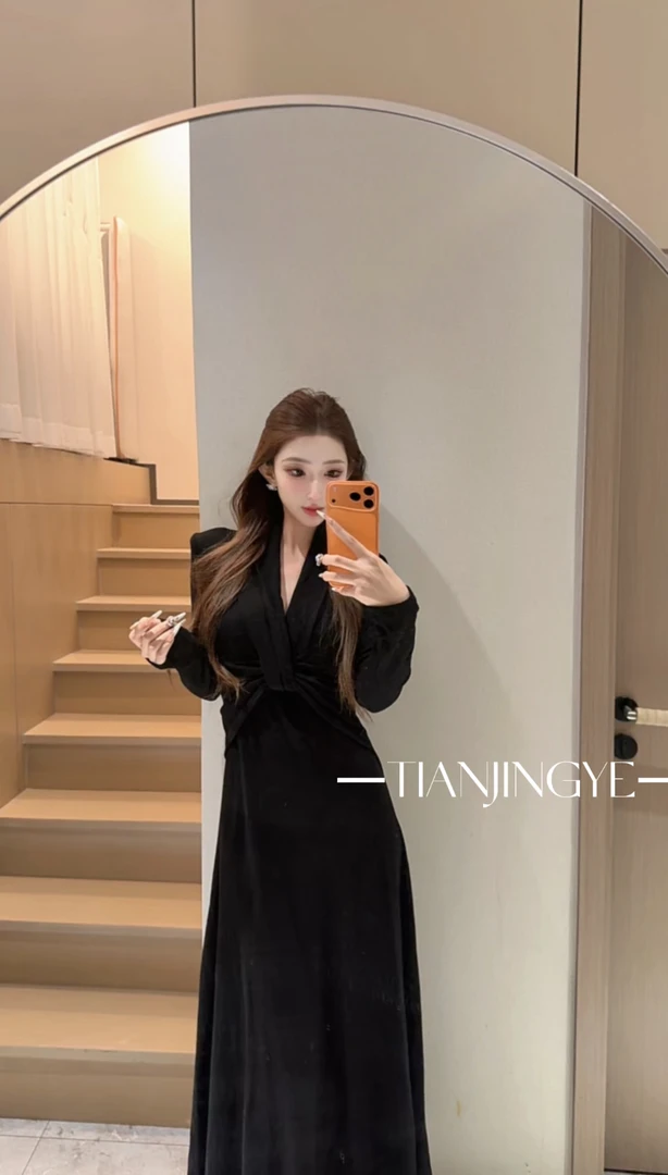 JINGYE/25~新款高级感v领显瘦长款连衣裙