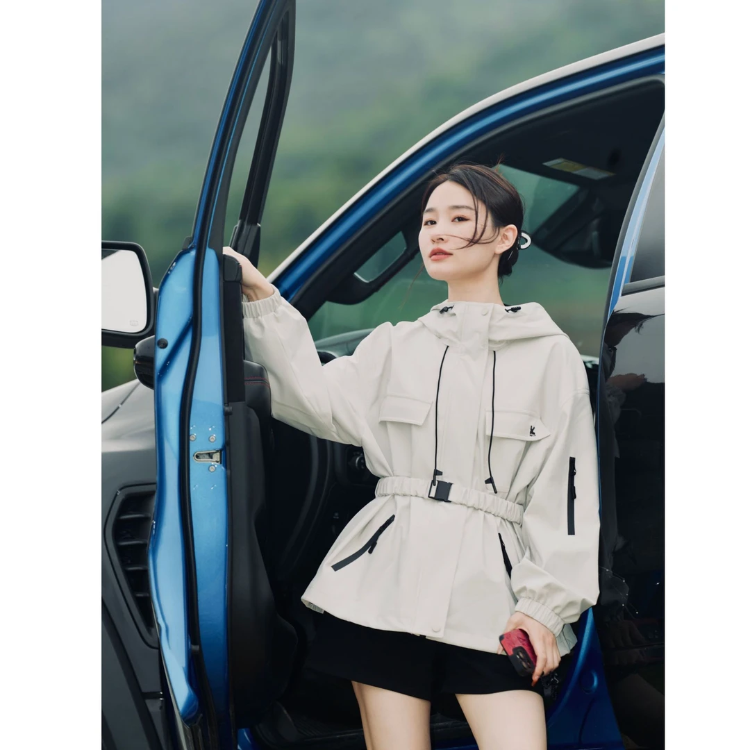 HELAAOMI “环游日记”连帽冲锋衣户外休闲服百搭外套CY5CC00487