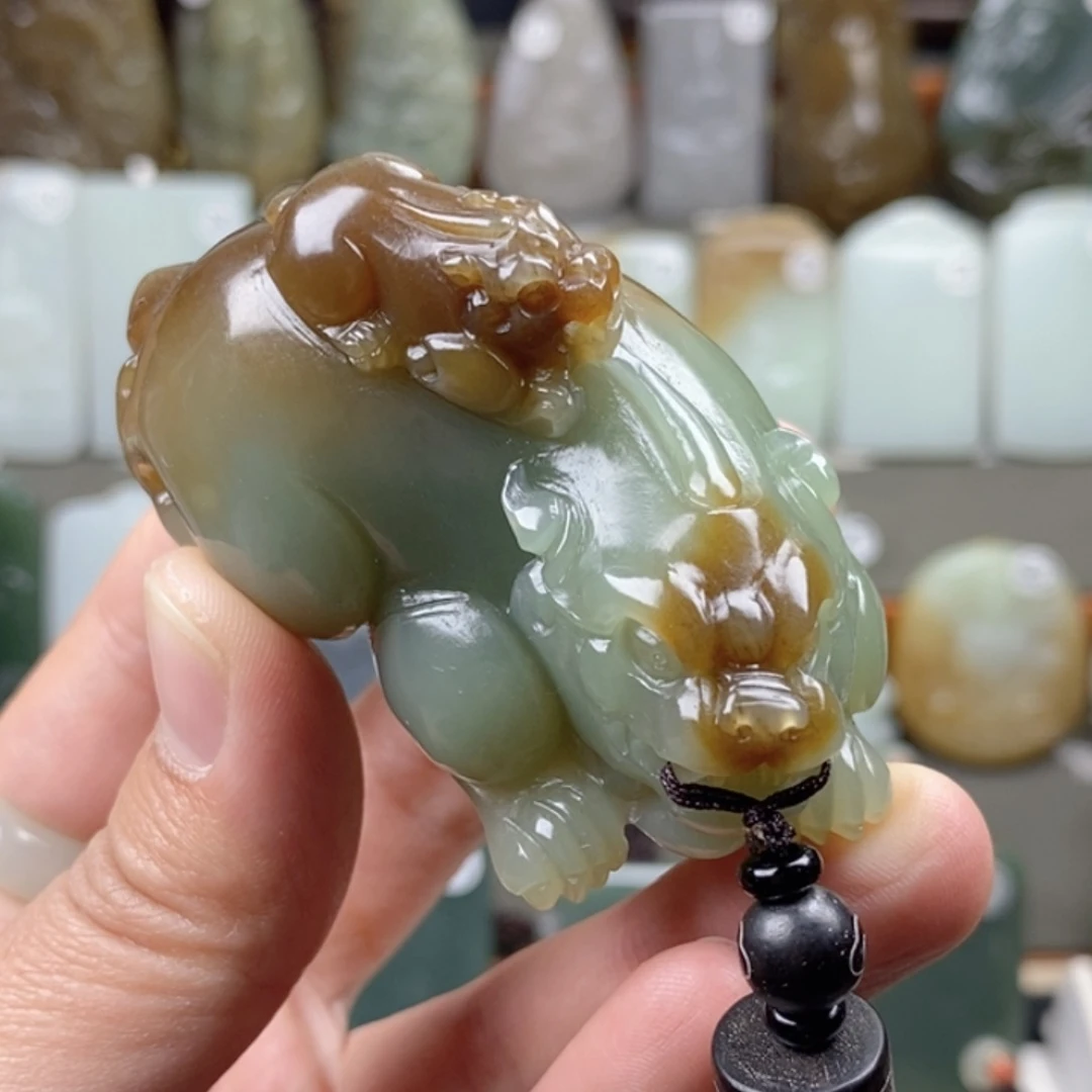 和田玉（糖玉）未镶嵌颈饰