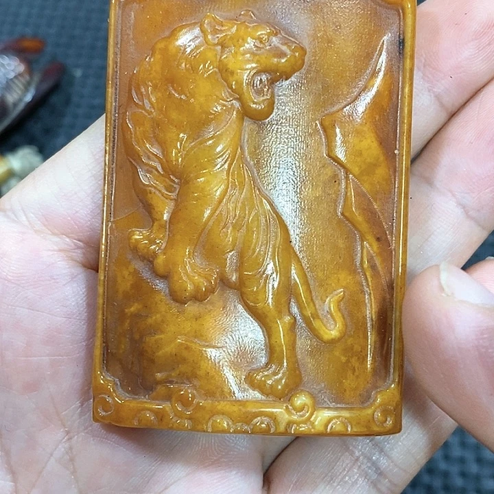 滴血莲花菩提吊坠