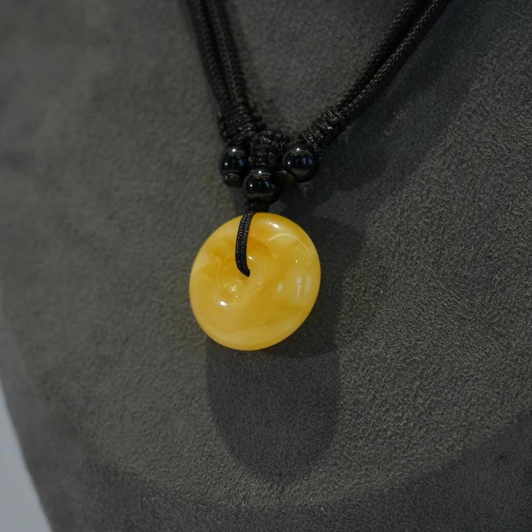 波罗的海蜜蜡平安扣吊坠1111-88（ML102）