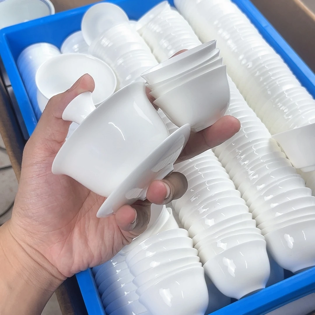 90ml盖碗+4个30ml玉兰杯骨瓷