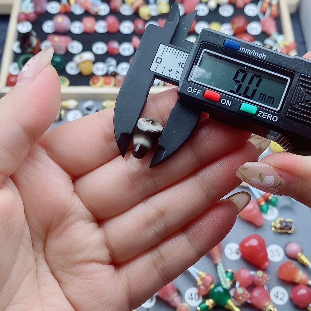 玛瑙/玉髓配饰未镶嵌